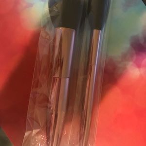 Moda makeup brushes